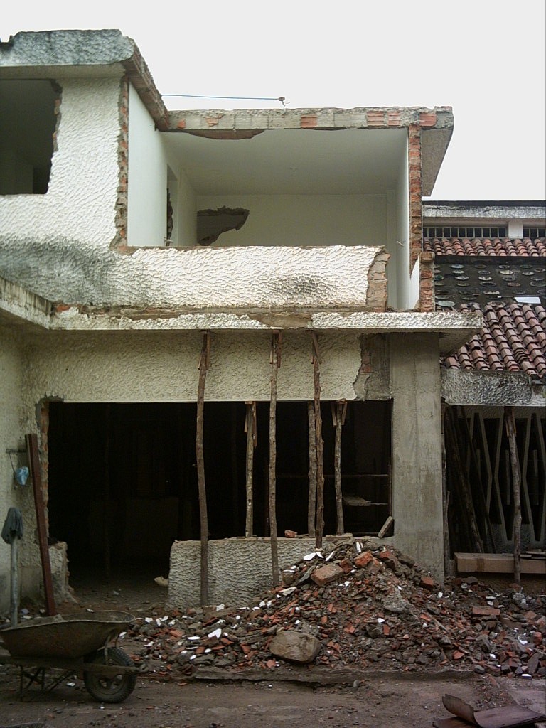 Estructura de la vivienda durante la obra